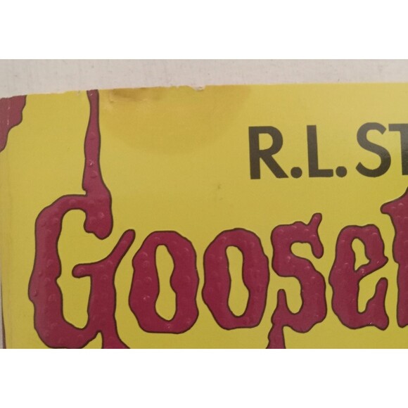 R.L. Stine's Goosebumps Book #42 Egg Monsters From Mars Preowned - Picture 2 of 11